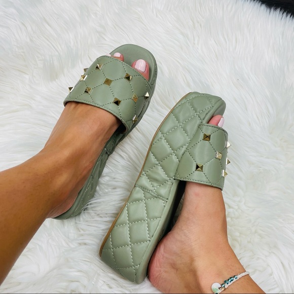 Mint studded platform sandal - Picture 7 of 8